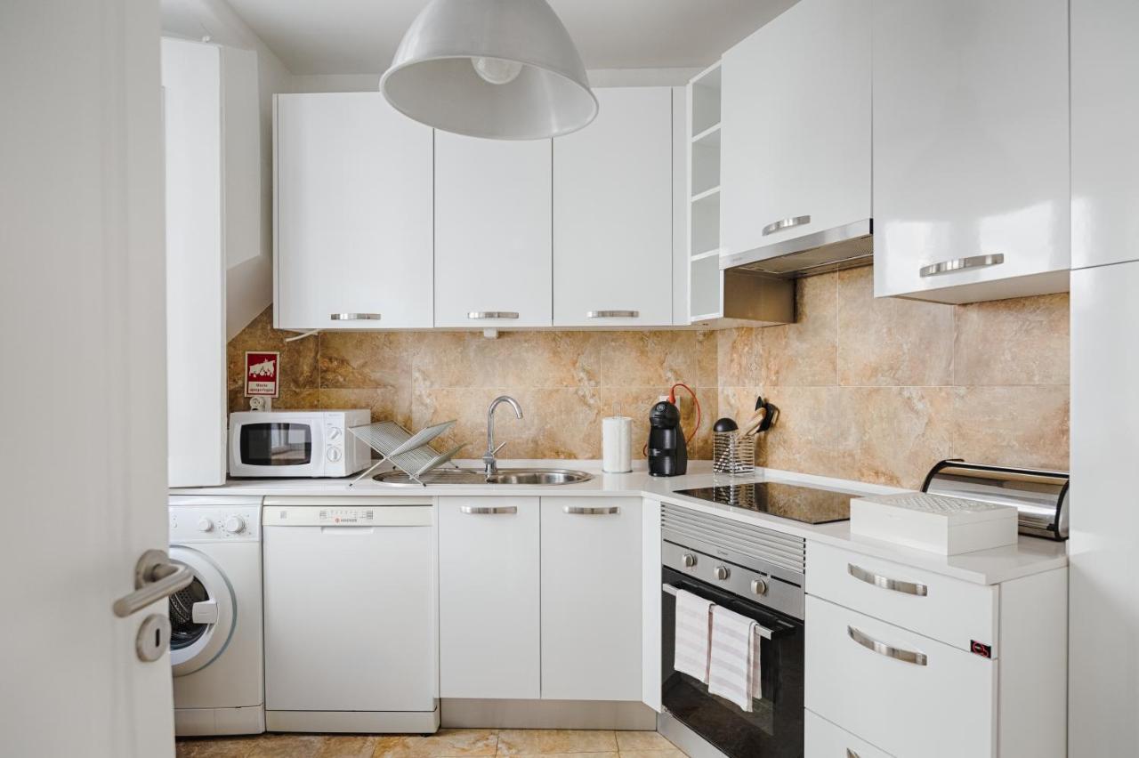 Apartamento Do Carmo Lisbona Esterno foto